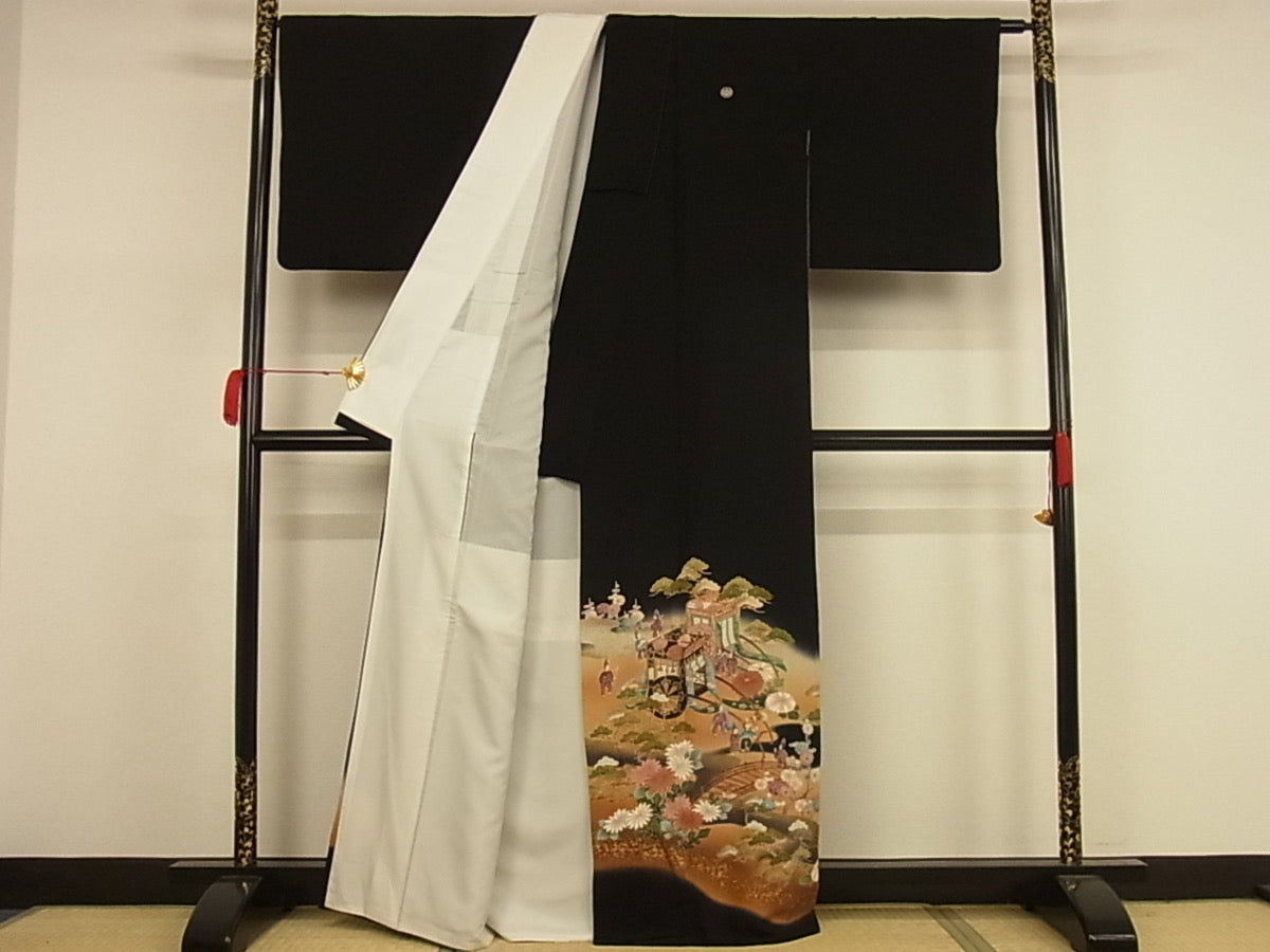 Kimono negro kurotomesode