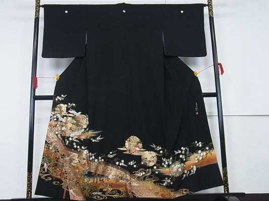 Kimono negro kurotomesode