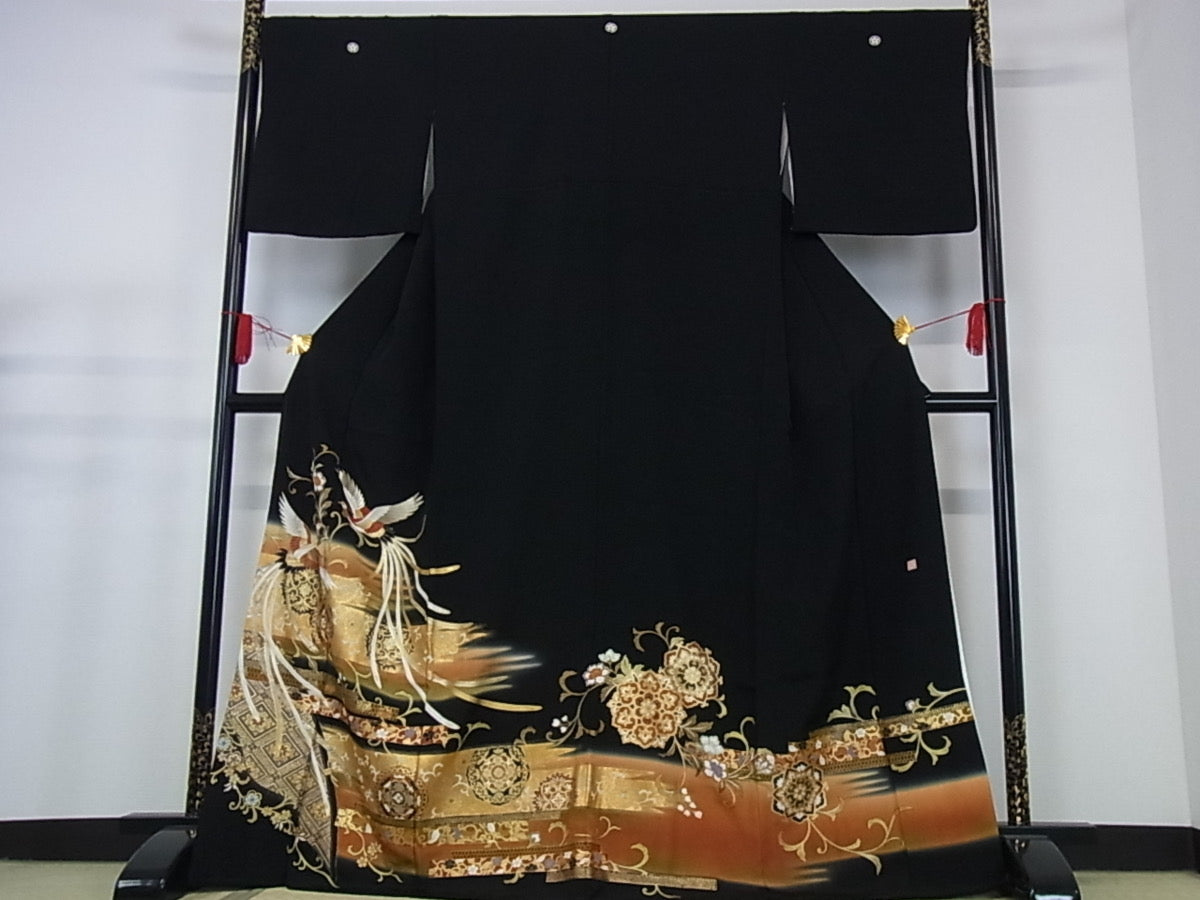 Kimono negro kuretomesode